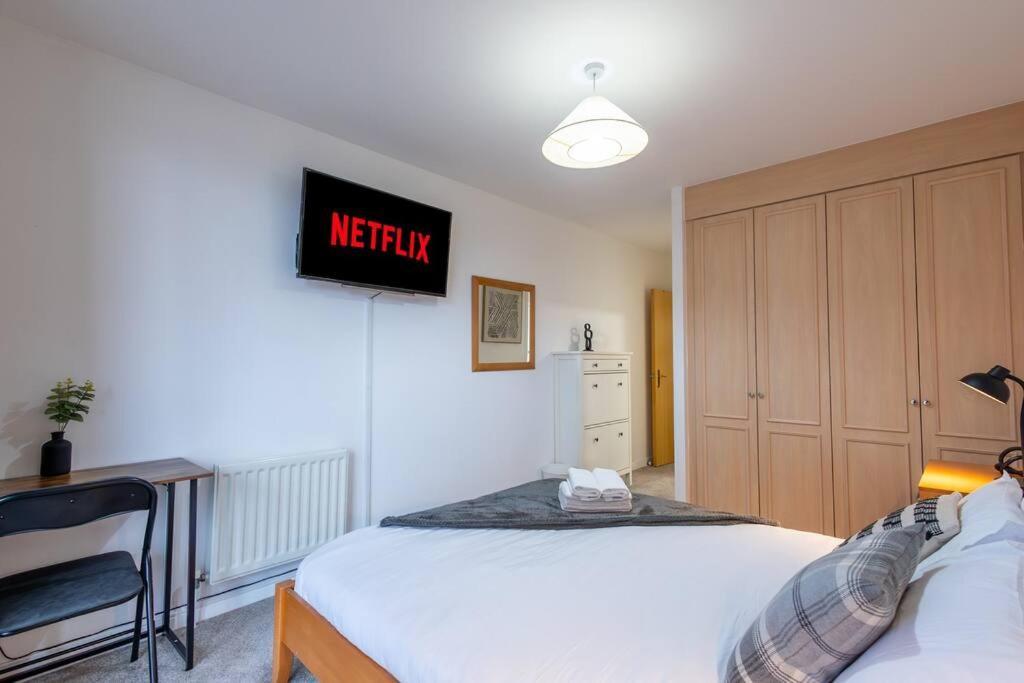 Morden London Apartment, By The Sea With Free Parking Dış mekan fotoğraf