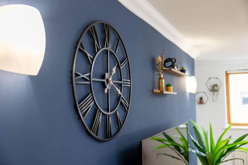 Morden London Apartment, By The Sea With Free Parking Dış mekan fotoğraf