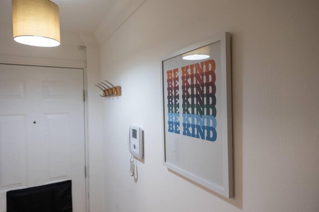 Morden London Apartment, By The Sea With Free Parking Dış mekan fotoğraf